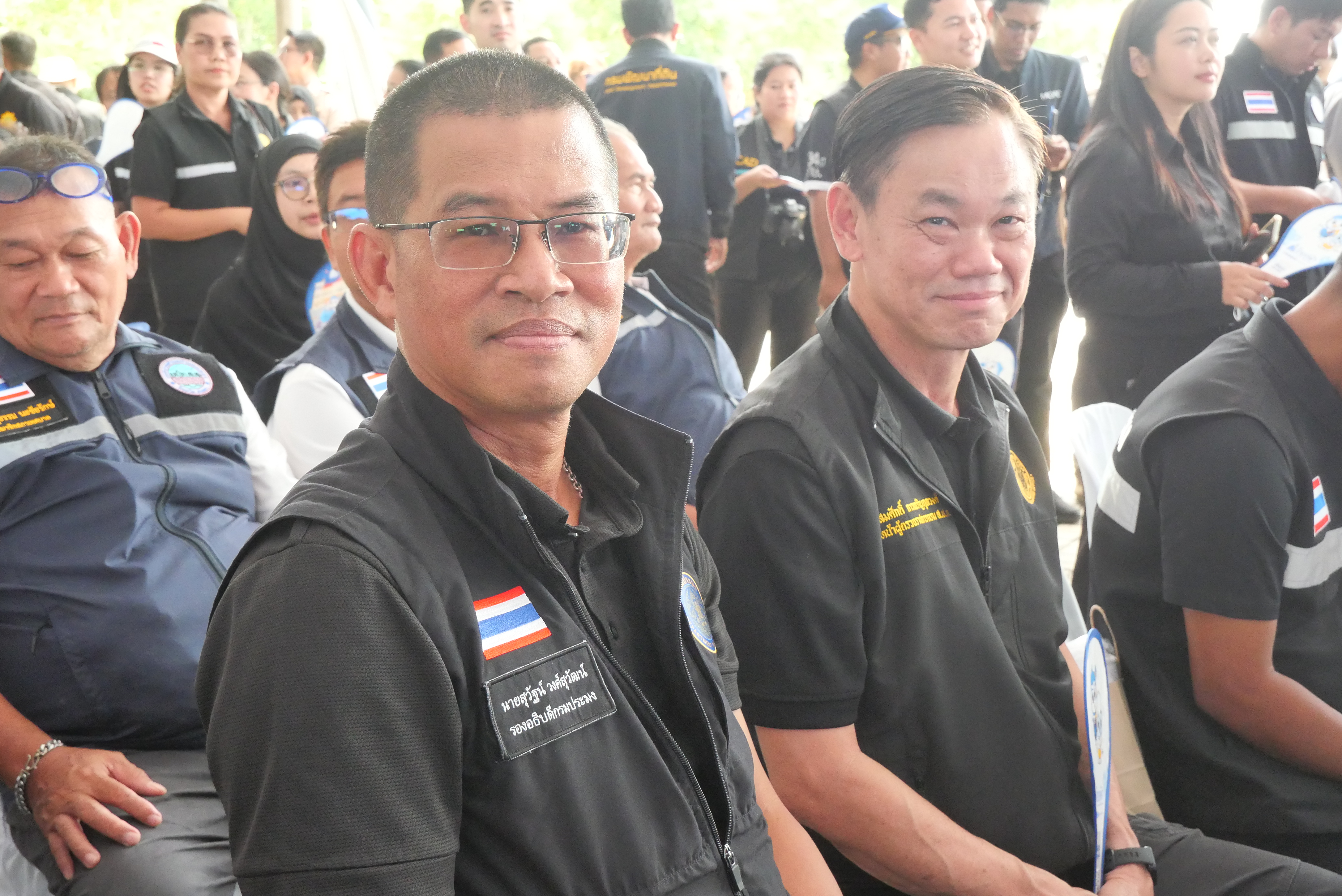 title - เลขาธิการ ส.ป.ก. พร้อมคณะ ร่วมลงพื้นที่กับคณะนายกรัฐมนตรี ติดตามการบริหารจัดการน้ำ เพิ่มศักยภาพระบายน้ำ ลดเสี่ยงน้ำท่วมหาดใหญ่ 